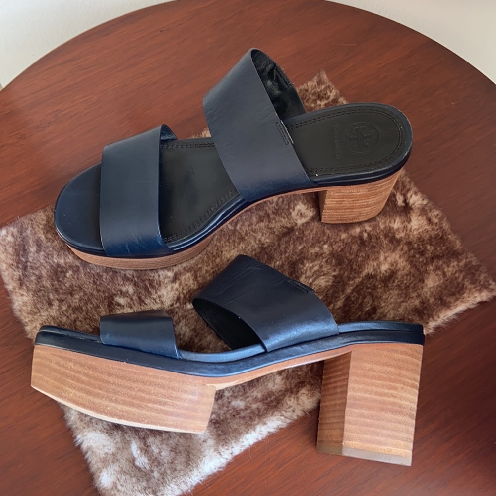 Tory Burch Platform Sandals Leather Navy Hippie